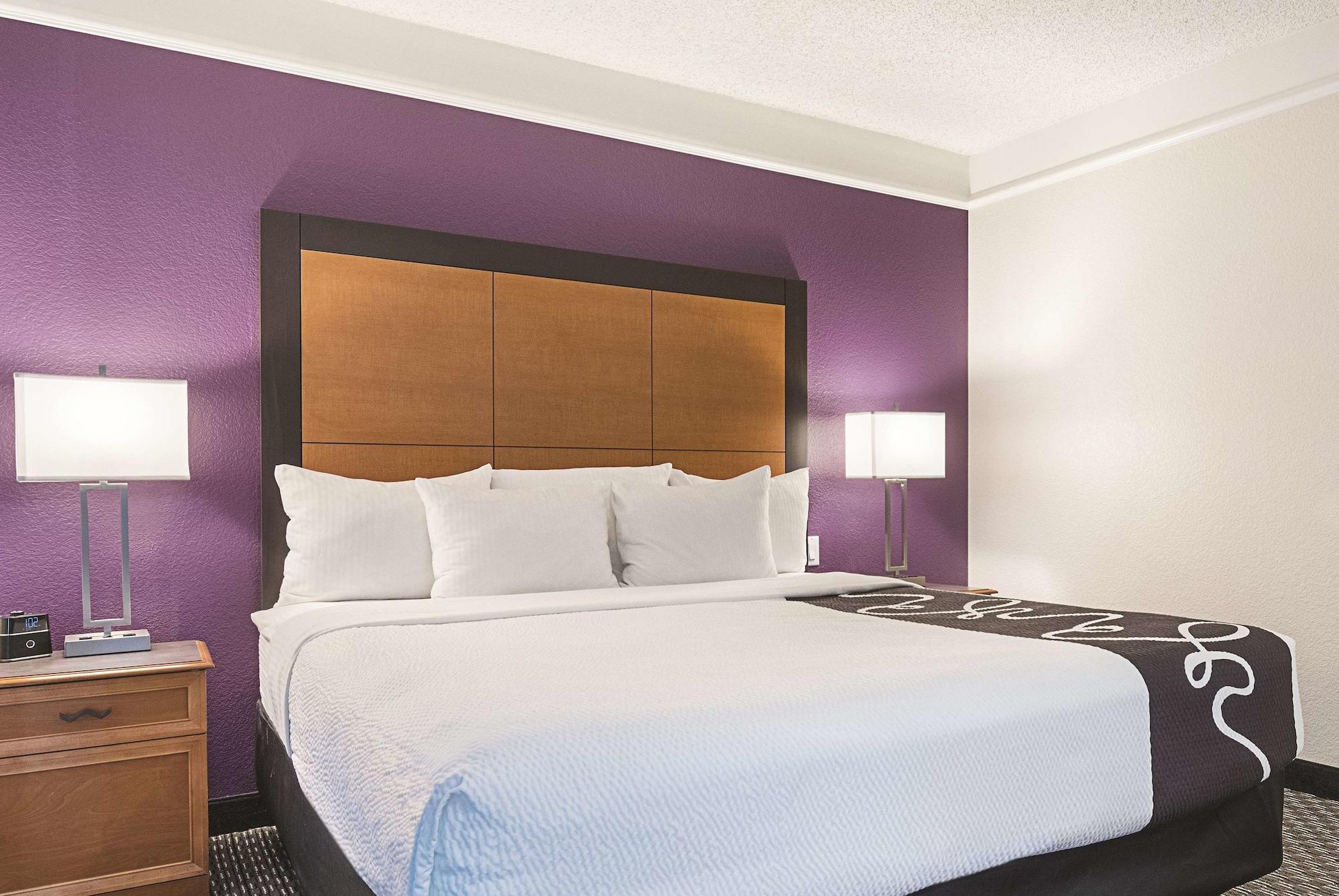 La Quinta Inn & Suites By Wyndham Ontario Airport מראה חיצוני תמונה