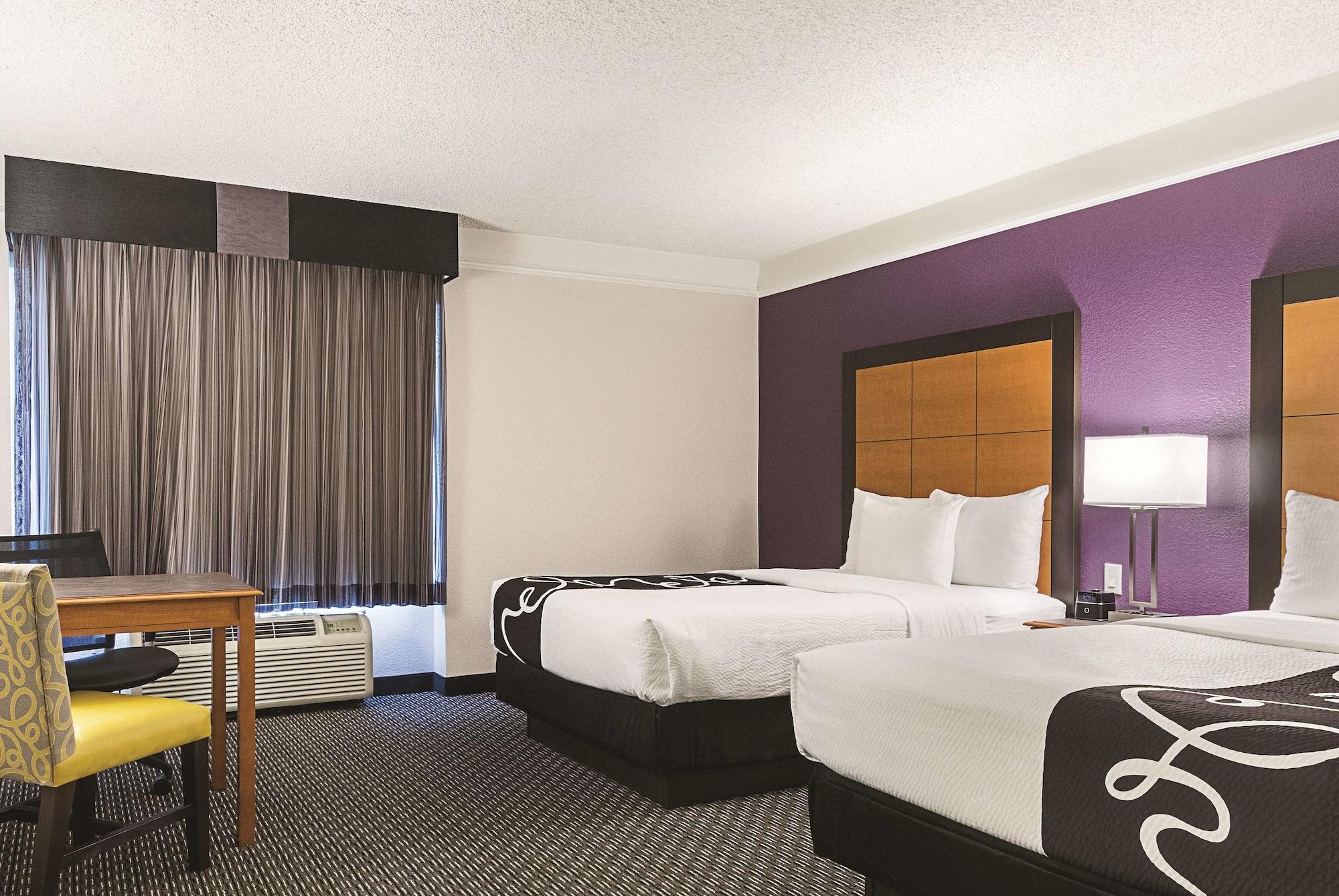 La Quinta Inn & Suites By Wyndham Ontario Airport מראה חיצוני תמונה