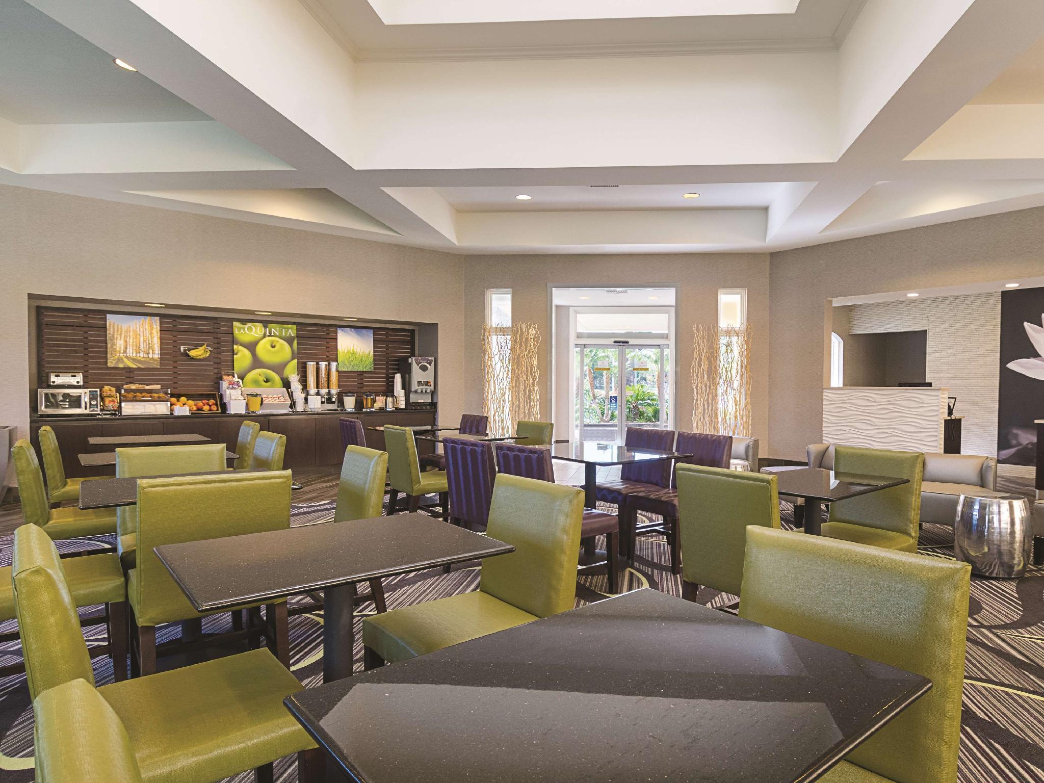 La Quinta Inn & Suites By Wyndham Ontario Airport מראה חיצוני תמונה