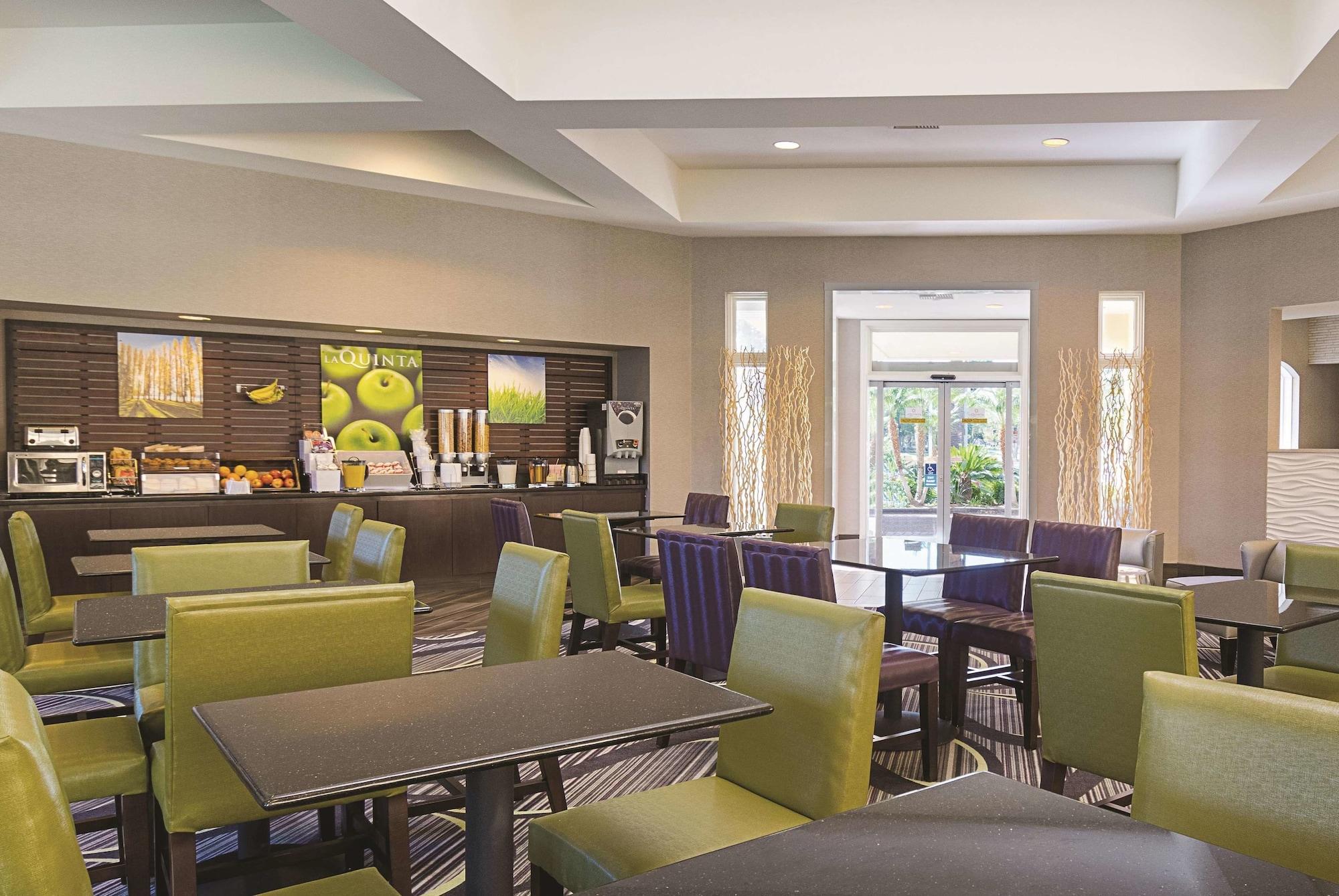 La Quinta Inn & Suites By Wyndham Ontario Airport מראה חיצוני תמונה