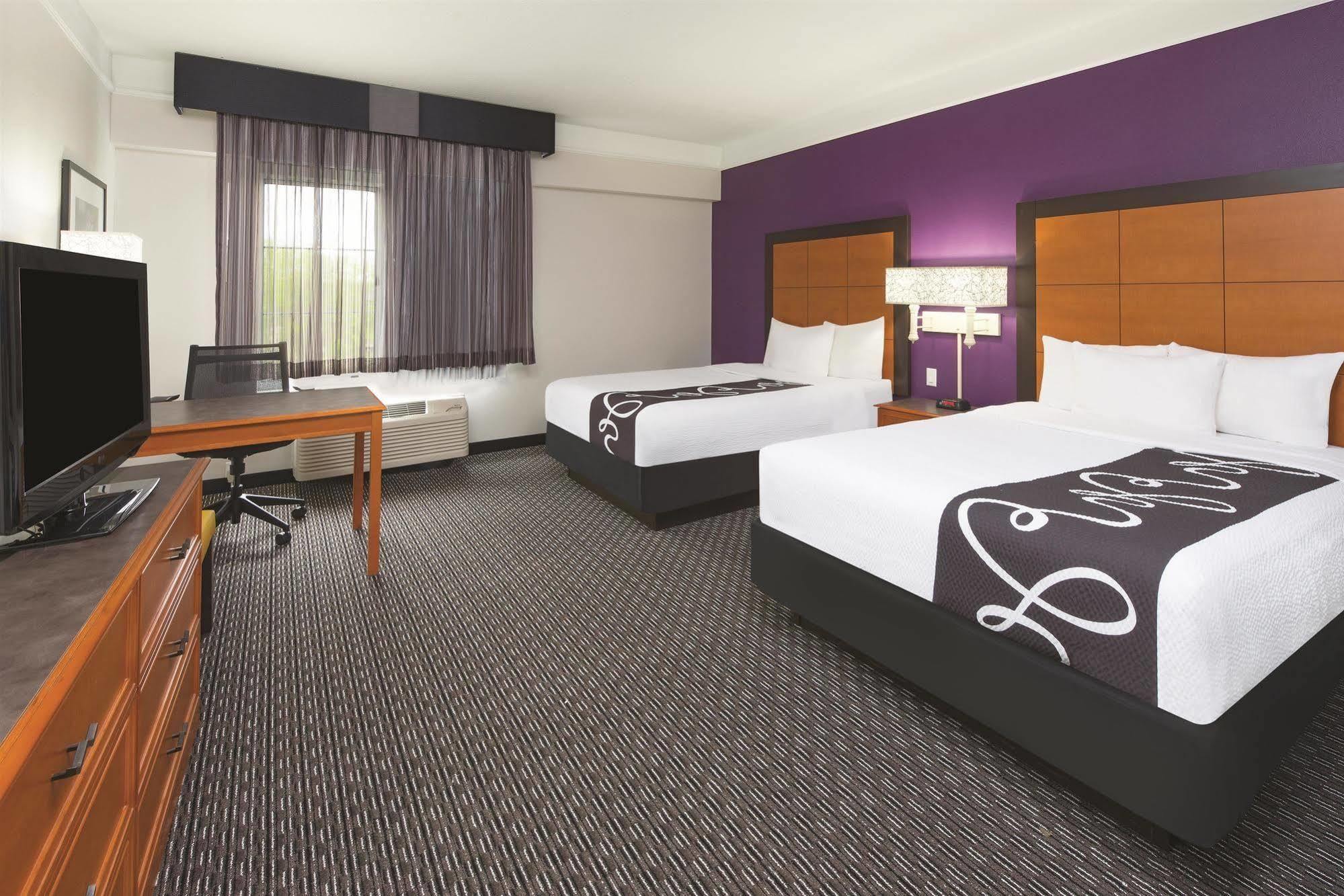 La Quinta Inn & Suites By Wyndham Ontario Airport מראה חיצוני תמונה