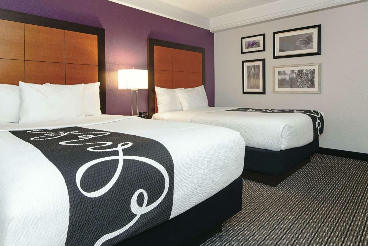La Quinta Inn & Suites By Wyndham Ontario Airport מראה חיצוני תמונה